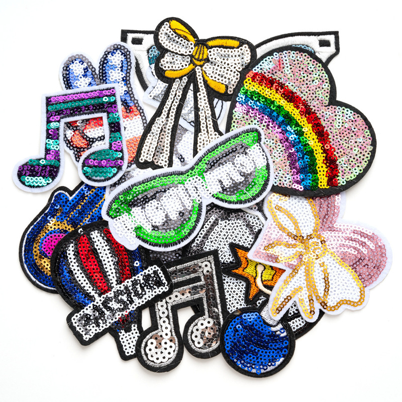スパンコール刺繍サッカープラネットサングラスピーチハートノート漫画コンピュータ刺繍粘着刺繍布ステッカー在庫卸売|undefined