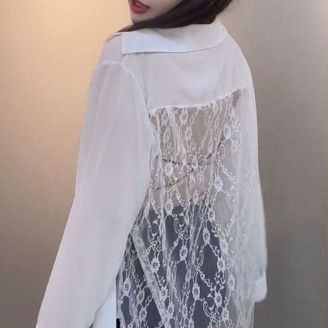 Hollow-Out Backless Lace Patchwork Sun-Protective Shirt for Women, New Summer Fashion, Loose-Fitting, Age-Reducing Long-Sleeve Top, Versatile Jacket Hollow-Out Backless Lace Patchwork Sun-Protective Shirt for Women, New Summer Fashion, Loose-Fitting, Age-Reducing Long-Sleeve Top, Versatile Jacket