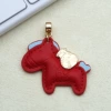 Oil-rimmed big red horse + golden chirp