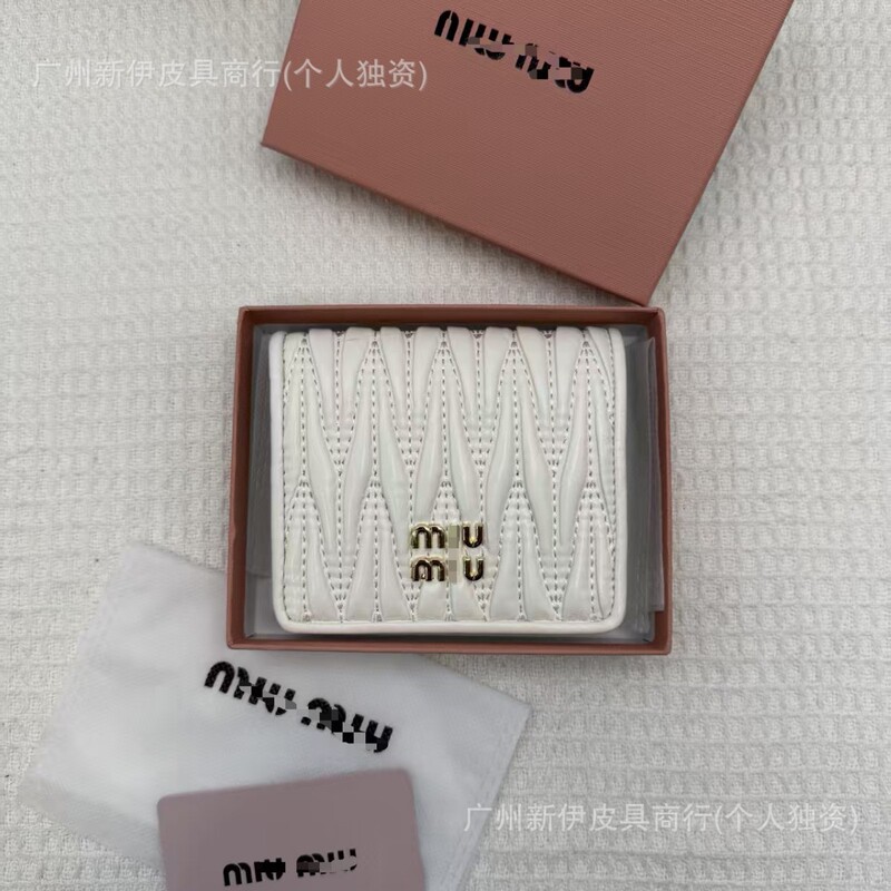 Foreign trade in-stock Miao brand pleated wallet for women, sweet and girly large-capacity coin purse, comes with gift box Foreign trade in-stock Miao brand pleated wallet for women, sweet and girly large-capacity coin purse, comes with gift box