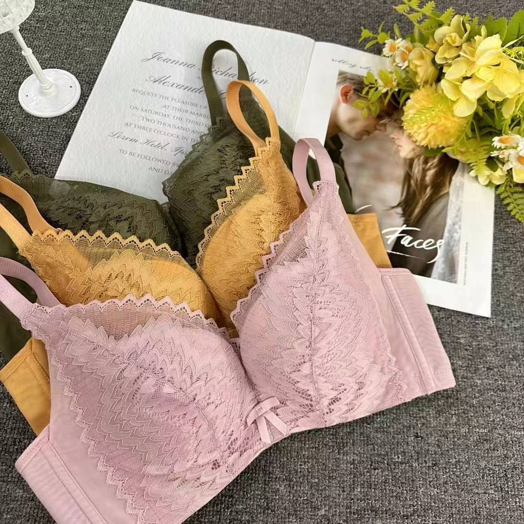 Nuevo sujetador de alta calidad de moda de encaje jacquard transpirable y cómodo ajustable anti-caída reunido tres filas de ropa interior de botón