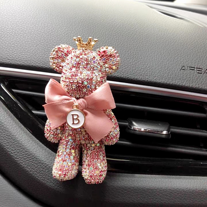 Coche perfume coche aire acondicionado salida de aire aromaterapia al por mayor Fragancia ligera fábrica oso violento decoración del coche suministros adornos