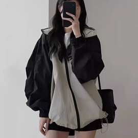 拼色薄款冲锋衣外套女2026春秋新款复古户外宽松轻薄透气防晒衣女