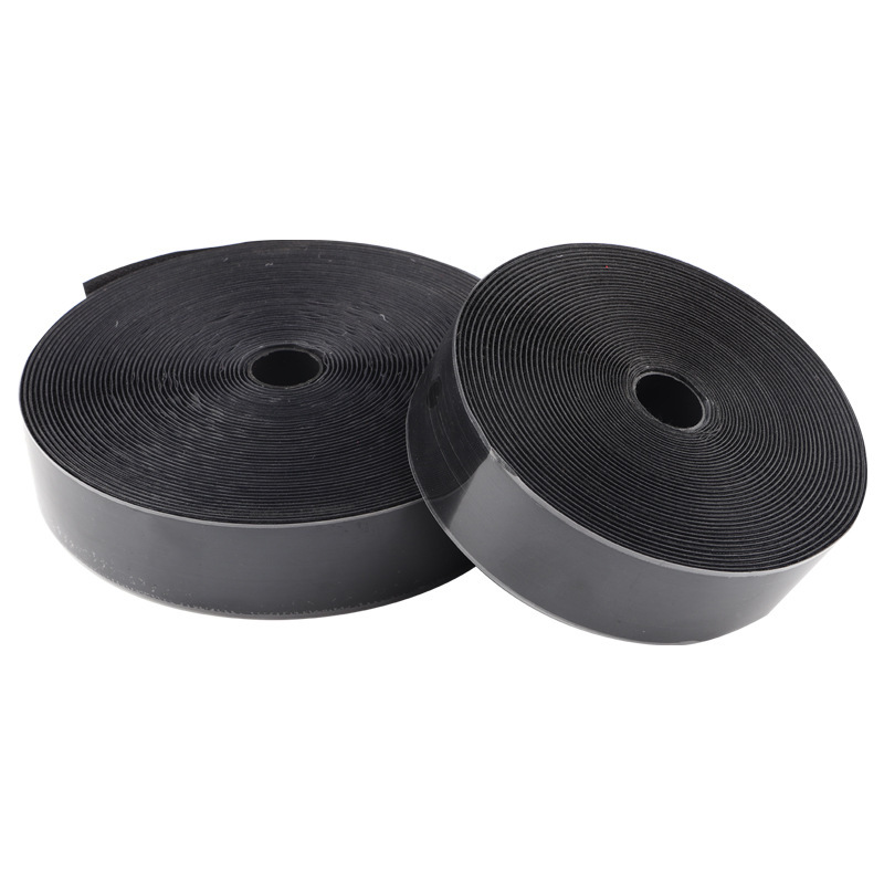 ��Ӧ�ڰ�ɫ�⳵�챳����Ĥ�������ץëħ����ճ�۴���ĸ������