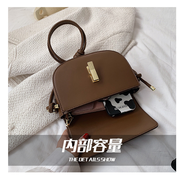 Retro Fashion Solid Color One-shoulder Saddle Small Square Bag Wholesale Nihaojewelry display picture 14