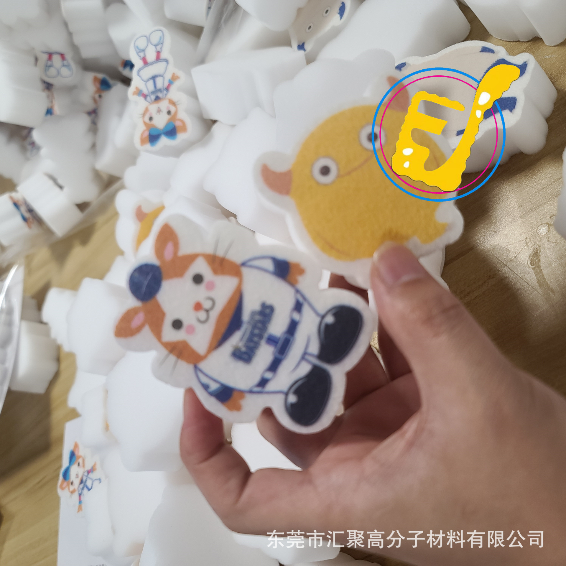 Impresión de dibujos animados estropajo compuesto nano esponja para lavar platos limpiar la cocina para eliminar las manchas de aceite bloque de esponja absorbente de agua