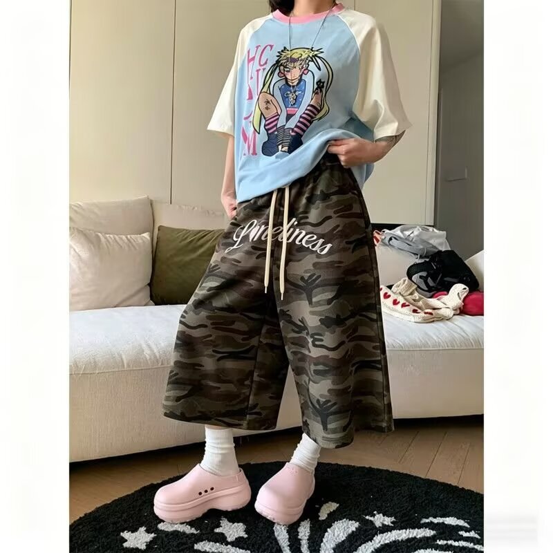 American-Style Camouflage Retro Lettered Shorts for Women, Summer Hip-Hop Style, Drapey Jazz Dance Pants Outfit American-Style Camouflage Retro Lettered Shorts for Women, Summer Hip-Hop Style, Drapey Jazz Dance Pants Outfit