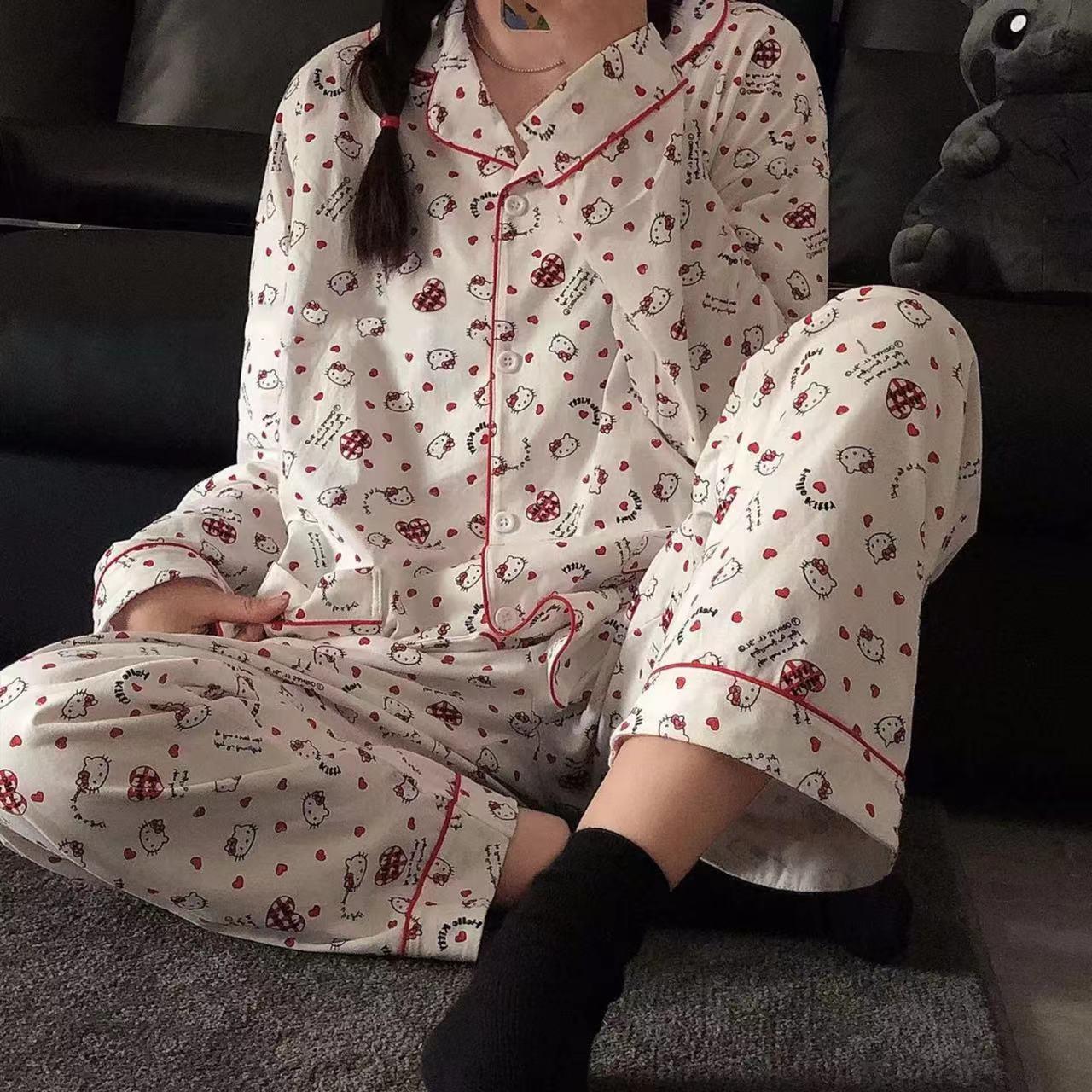 2025 otoño nuevo estilo pantalones de manga larga lindo pijamas de perro pequeño japonés suelto traje de servicio a domicilio casual primavera