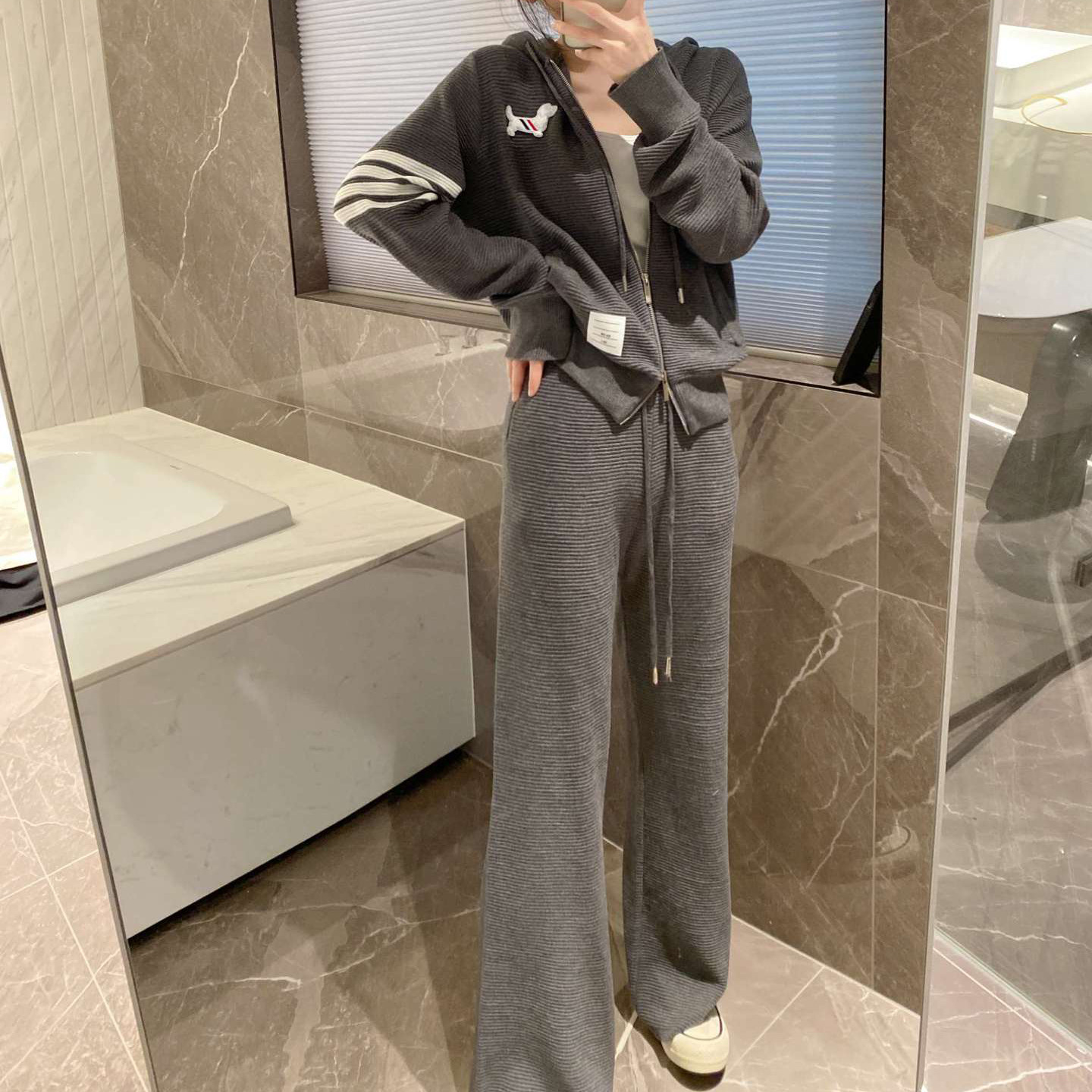 Tb Puppy Short Hooded Knitted Sweatshirt Suit for Women Autumn and Winter Loose Wide-Leg Straight Sports Pants Two-Piece Trendy Set