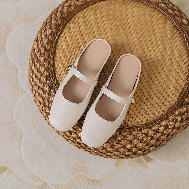 Aumentar la altura interior de la cabeza de la mitad de zapatillas de verano para mujeres nuevas zapatillas de estilo coreano de estilo francés de noche plata zapatillas frías