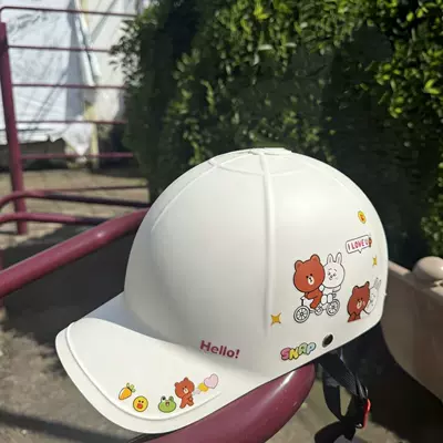 Helmet, National Standard High-End Half – Motosiklet kaskı (dəbilqə) - adult-baseball-cap-white-brown-bear