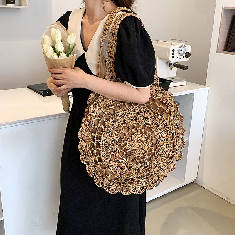 Versione coreana tessuta 2024 nuovo rotondo alla moda corda di carta uncinetto erba borsa tessuta borsa da spiaggia per le vacanze per il tempo libero borsa da donna tessuta_voghion.com