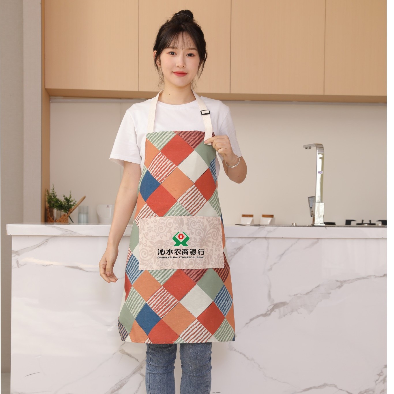 앞치마 오염 방지 및 오일 방지 특수 로고 주방 가정용 베이킹 남성 작업복 새로운 스타일 요리 여성