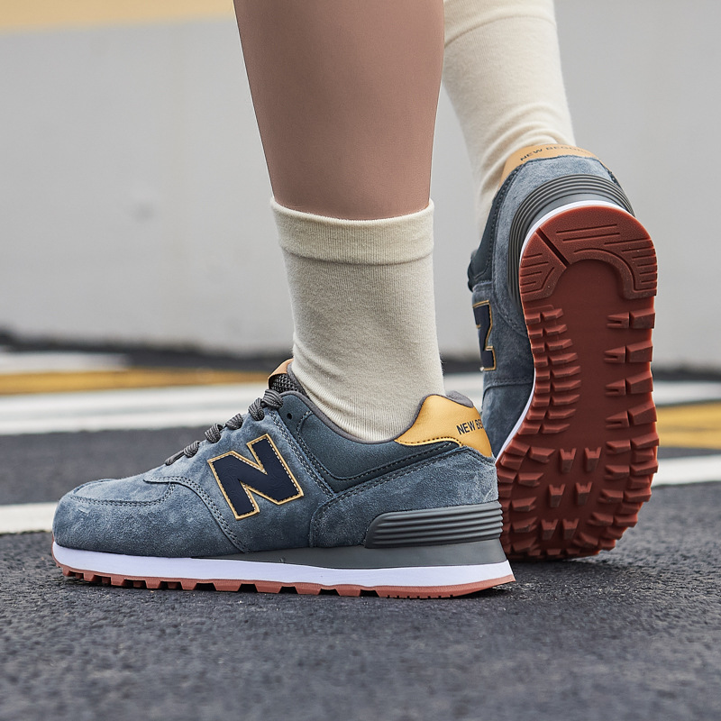 574 그레이 골드 풀 가죽