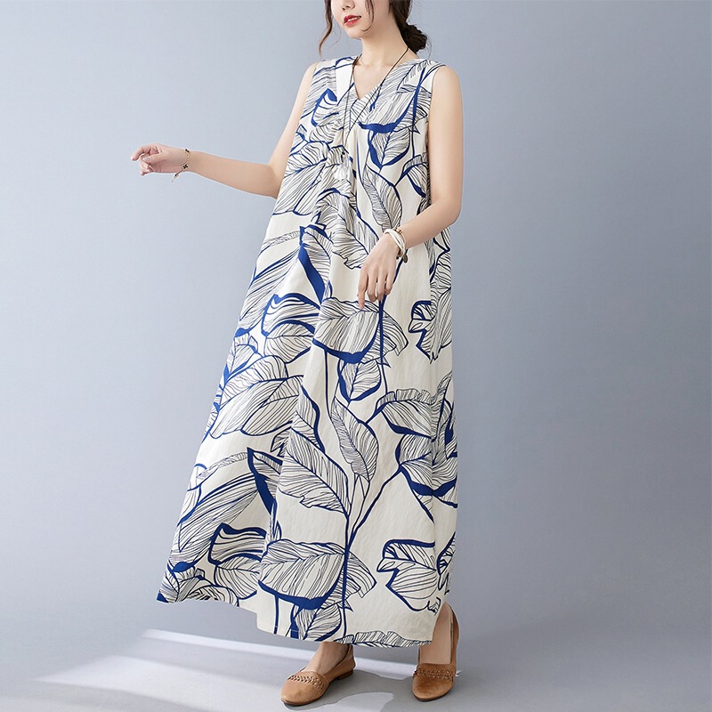 Real shot Korean version of loose plus size foreign-style age-reducing leaf printing long over-the-knee front and back dress