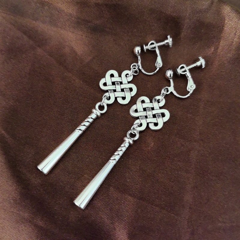 Retro universal long earrings handmade
