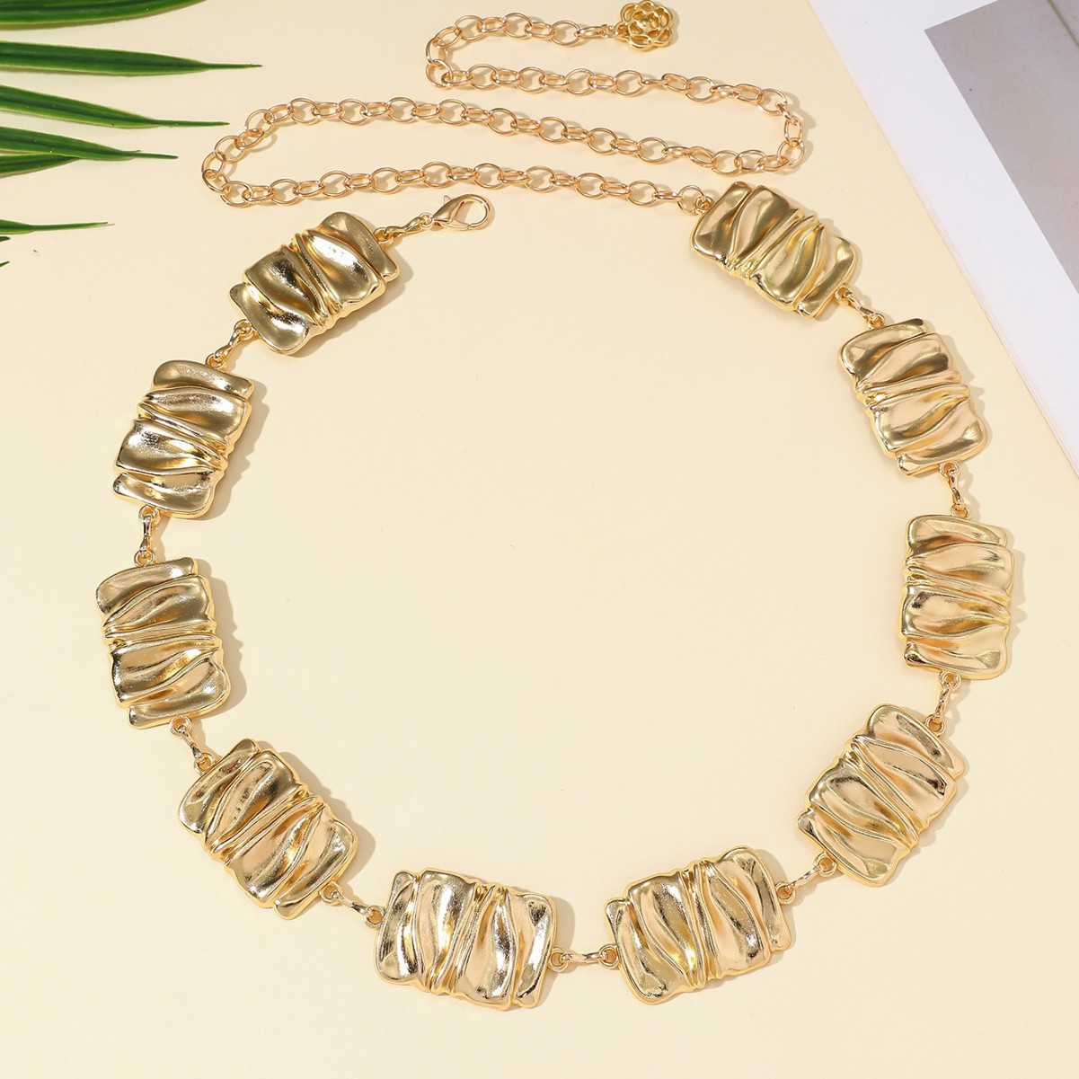 Waist Chain Body Chain European American Cross-border Accessories: Irregularly Pleated Metal Square Navel Chain, Exaggerated Fashion Statement_voghion.com
