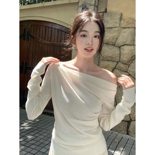 ��ɫС¶���һ���I�OӋ��Ů����U�I�@�ݏ͹�T��б���I�L������