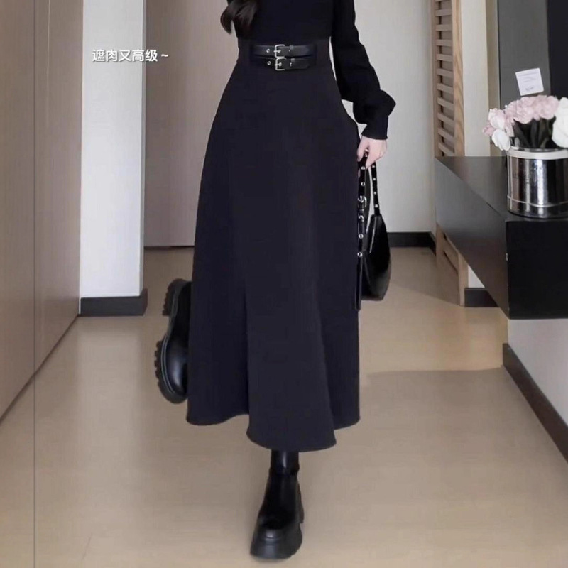 法式黑色内搭连衣裙子女秋冬2025年新款小个子掐腰裙约会穿搭礼服|undefined