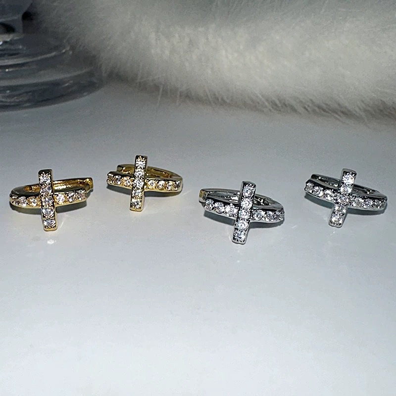 S925 Sterling Silver Gold Plated Shiny Diamond Ear Buckle Mini Cross Distinctive Earring Stud European and American All-match Ear Buckle Women