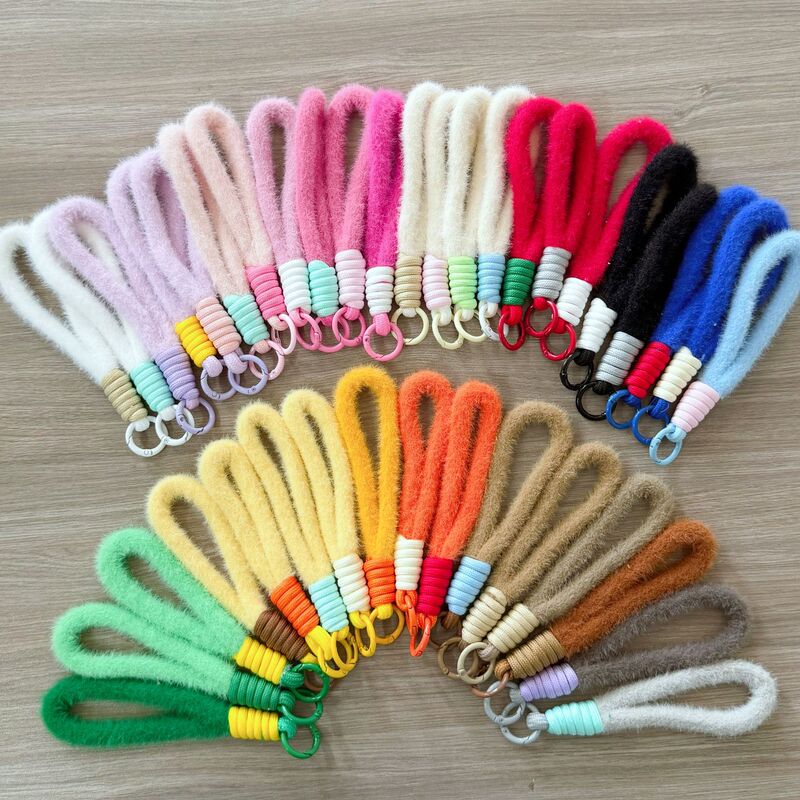 Shangheng High-Quality Lanyards in Stock for Dolls, Toys, Bags, Cards, DIY Cultural Products, and Traditional Style Key Chains Shangheng High-Quality Lanyards in Stock for Dolls, Toys, Bags, Cards, DIY Cultural Products, and Traditional Style Key Chains