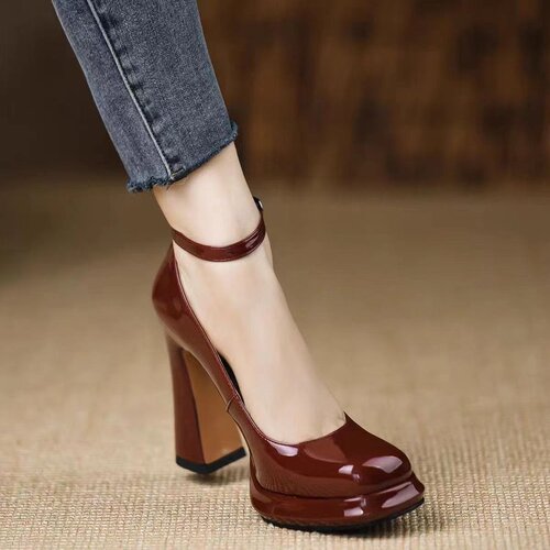 Block heel high-heel women's single shoe with a single buckle, Mary Jane style square-toe small leather shoes
