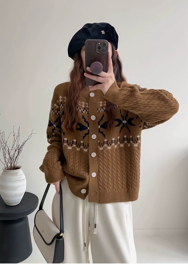 Jacquard torcido camisa de cuello redondo de punto Cardigan mujeres 2025 otoño y invierno nuevo estilo coreano suéter suelto abrigo image 11