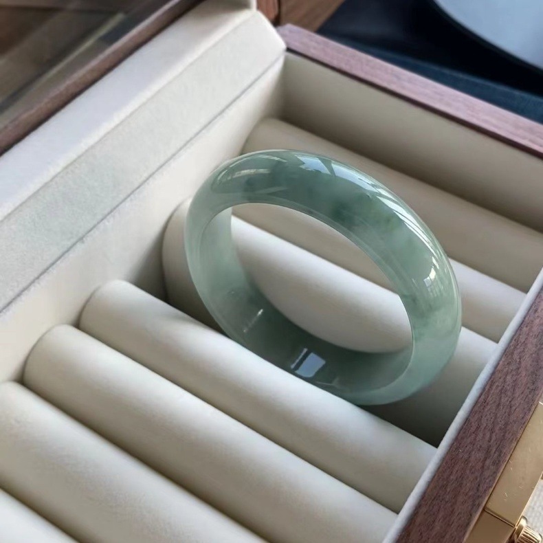 Vòng tay ngọc bích tự nhiên Myanmar cấp 5A, phong thủy dưỡng sinh, đường kính trong 52–64 mm chi tiết 7