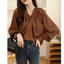 实拍 2025春秋季新款韩版凉感面料法式上衣抽褶V领宽松长袖衬衫女