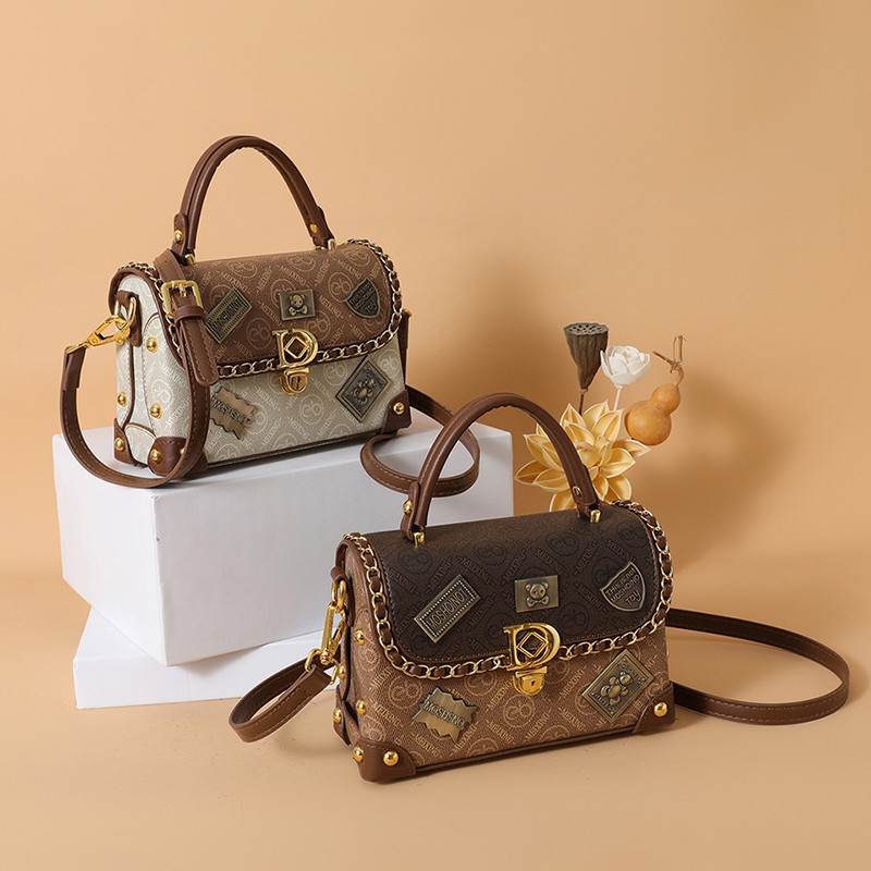 Livestream grensoverschrijdende nieuwe Europese en Amerikaanse retro lichte luxe high-end badge dames crossbody populaire kleine_voghion.com