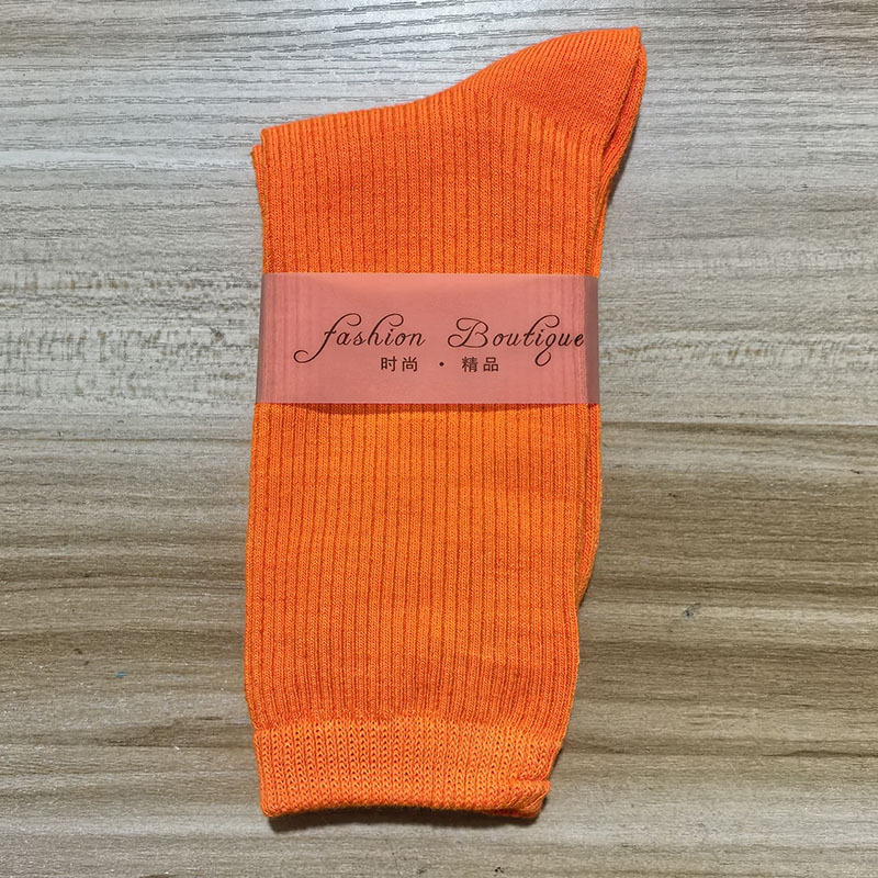 2025 nuevas calcetines de baile de color de mujer de dopamina calcetines de algodón de color sólido calcetines de tirada calcetines cuatro estaciones