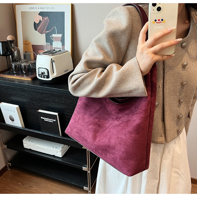 Borsa a tracolla donna retro in velluto effetto camoscio_voghion.com
