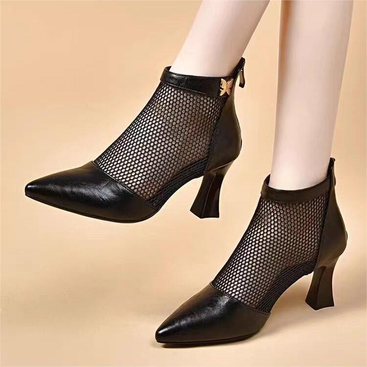 Sandalias romanas de cuero para mujeres primavera y verano de 2026 nuevo temperamento de punta de talón grueso de malla botas de malla transpirables de talón alto