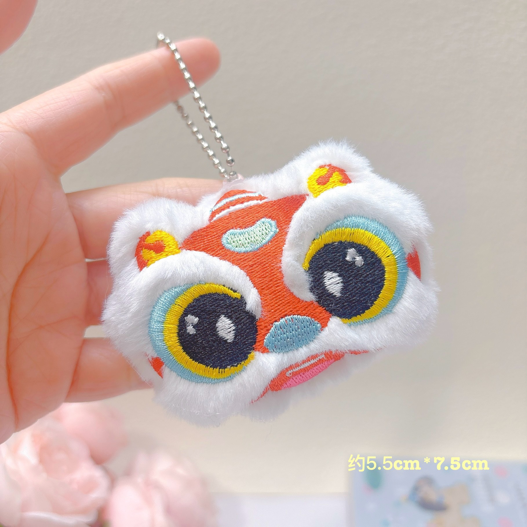 큰 붉은 눈을 가진 사자