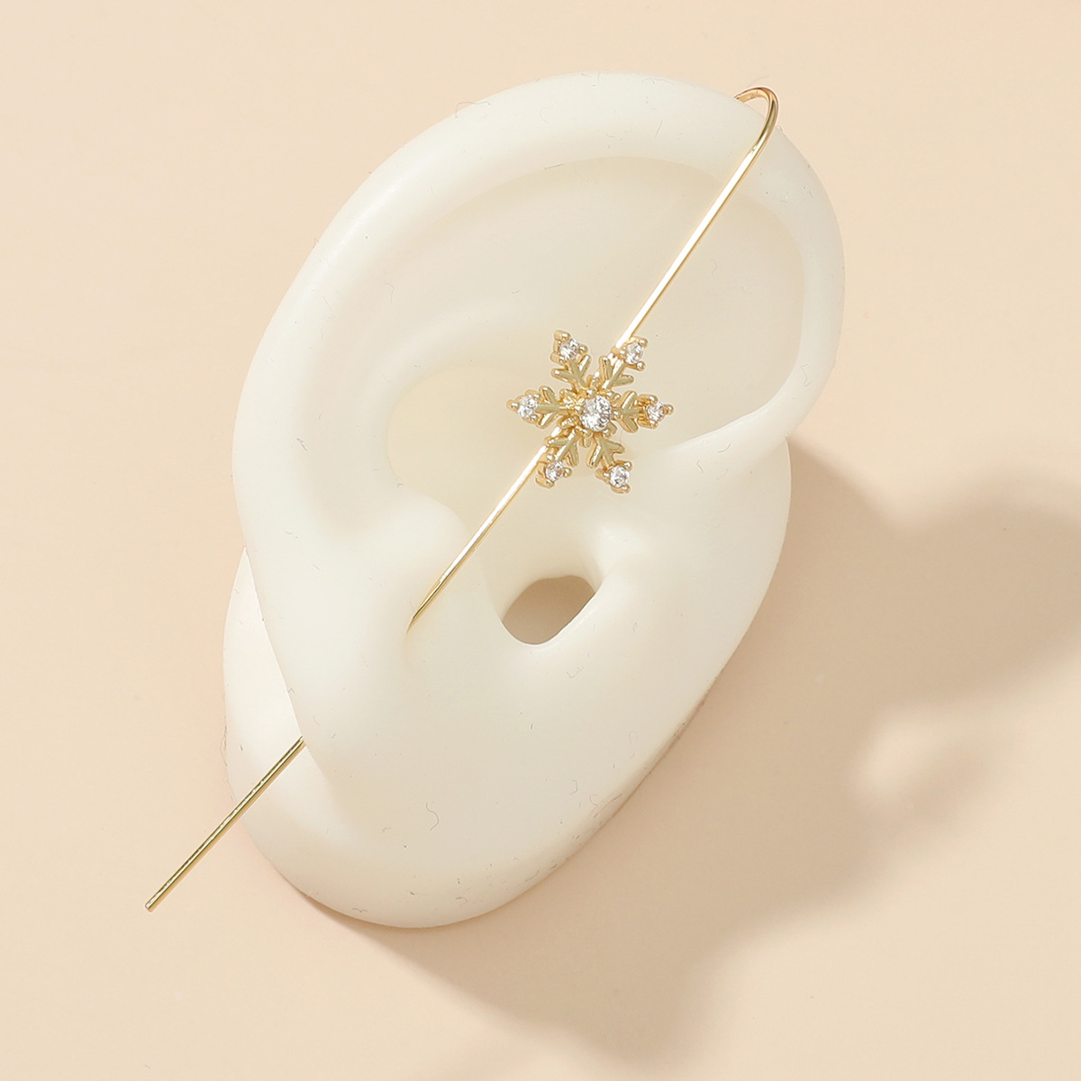 Fashion word slash surround ear acupuncture bone clippicture4