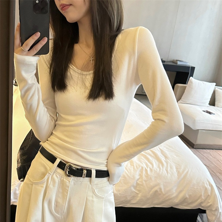 Black Bean Warm Embrace* Spring Rolled-Edge U-Neck Versatile Long-Sleeve Knit Top for Women to Wear under a T-Shirt Black Bean Warm Embrace* Spring Rolled-Edge U-Neck Versatile Long-Sleeve Knit Top for Women to Wear under a T-Shirt