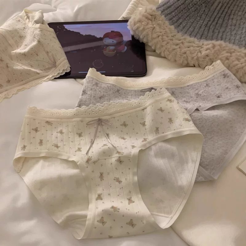 Хлопковое нижнее белье, бактерицидные милые штаны, штаны, акцент на бёдрах, средняя талия