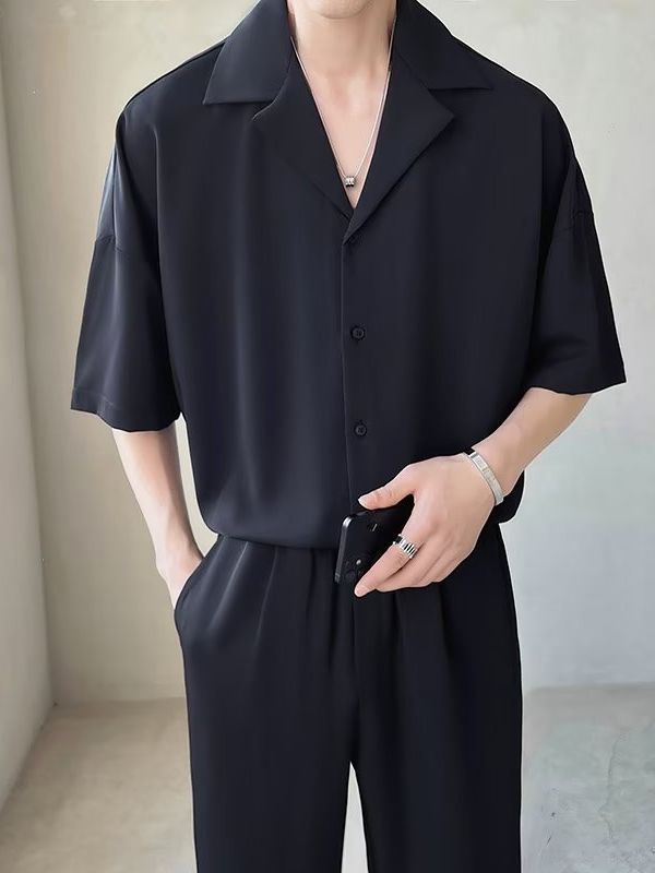 Camisa de drapeado de seda de hielo de cuello cubano de color sólido Camisa de manga corta suelta de alto grado para hombres Camisa de media manga delgada de viento maduro ligero