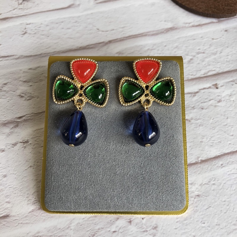 Vintage Blue Enamel Flower Drop Pendant Earrings Wholesale Nihaojewelry display picture 20