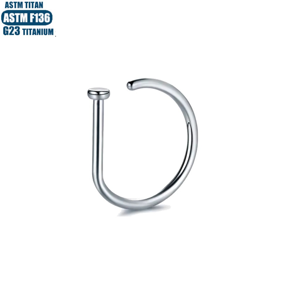 16G labret stud size and finish detail