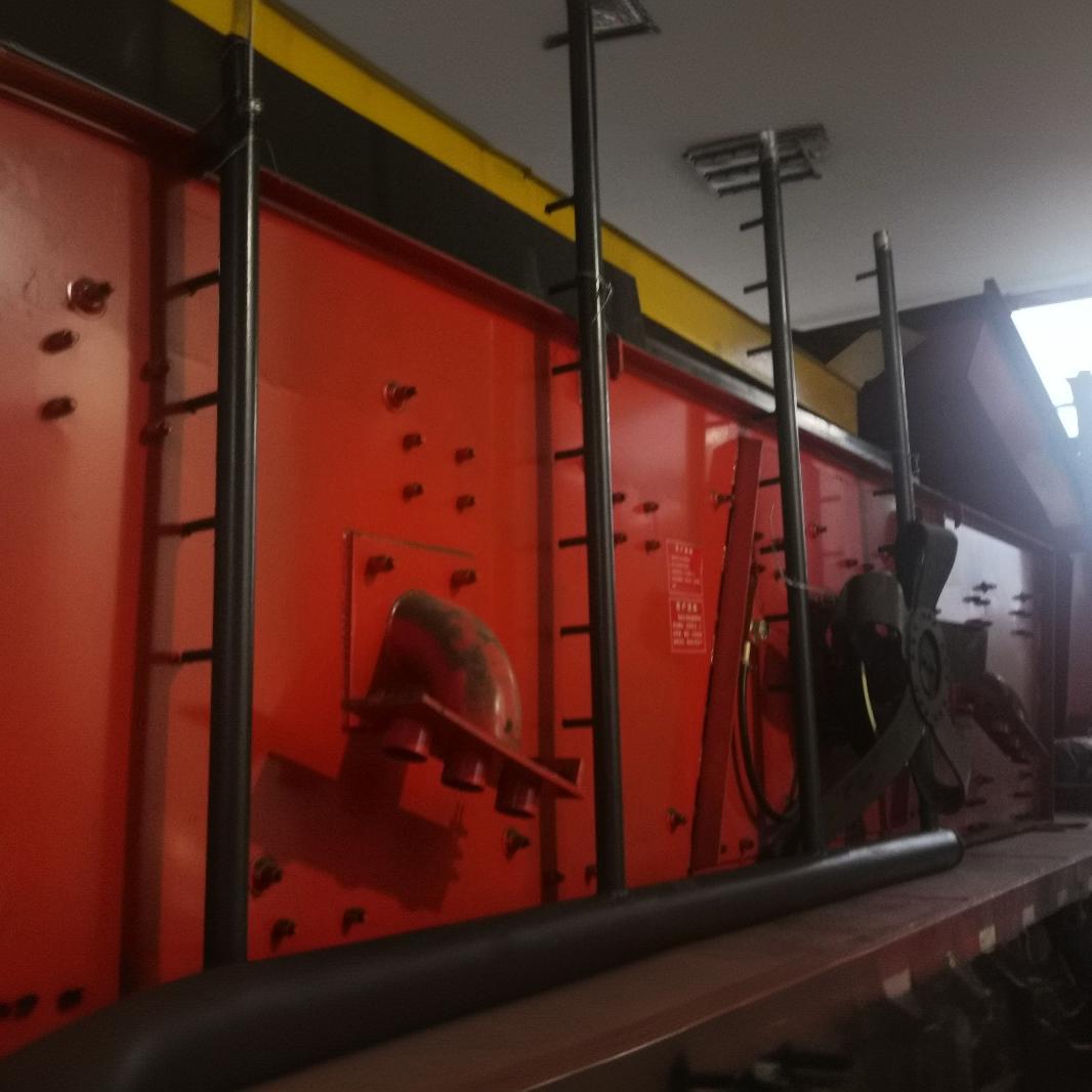 热销非洲和俄罗斯中亚的振动筛Vibrating screen产量大分级好