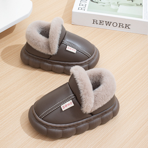 New autumn and winter cotton slippers for boys and girls to feel poop feeling, thick sole and non-slip indoor home, winter, velvet warm cotton slippers