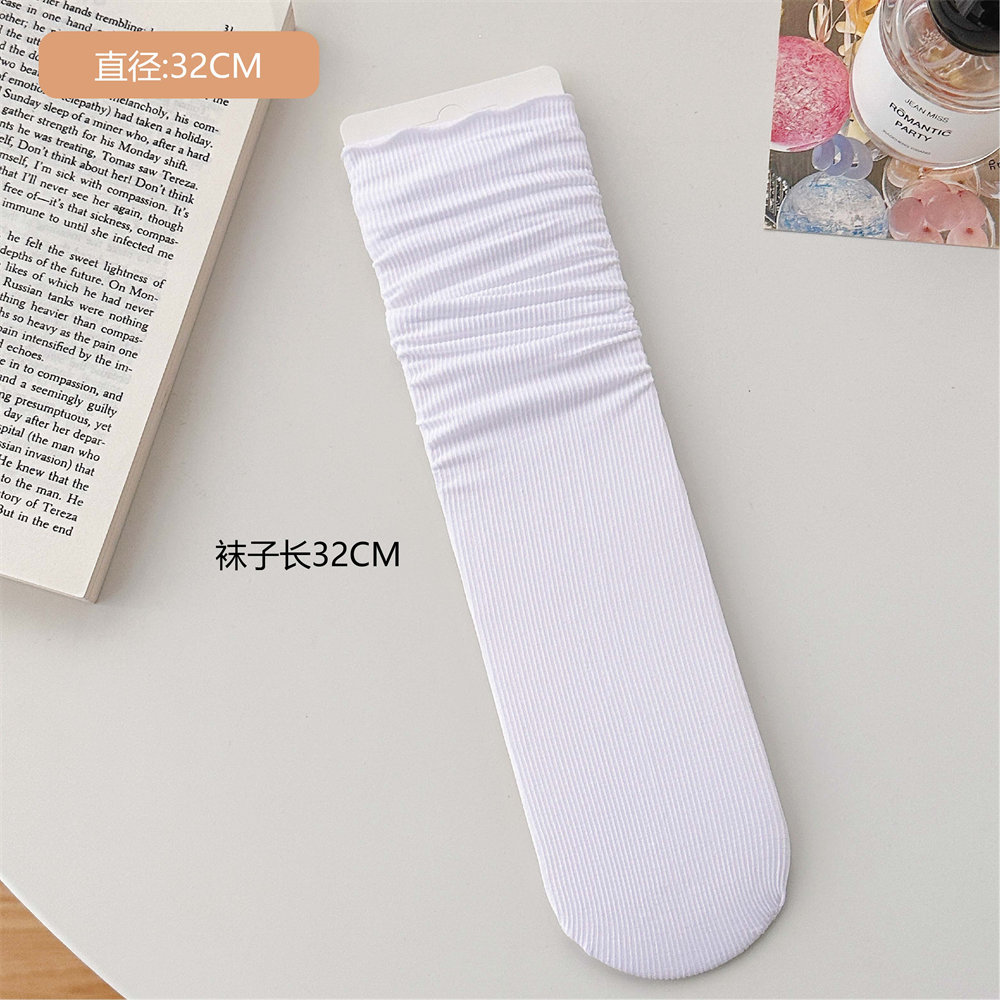 Calcetines de hielo calcetines de terciopelo de primavera y verano para mujer medias de media pantorrilla calcetines de JK largos blancos puros calcetines de moda al por mayor
