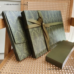 パジャマ下着ギフトボックスグリーンボックススカーフコートボックス電子商取引スカート包装箱誕生日ギフト