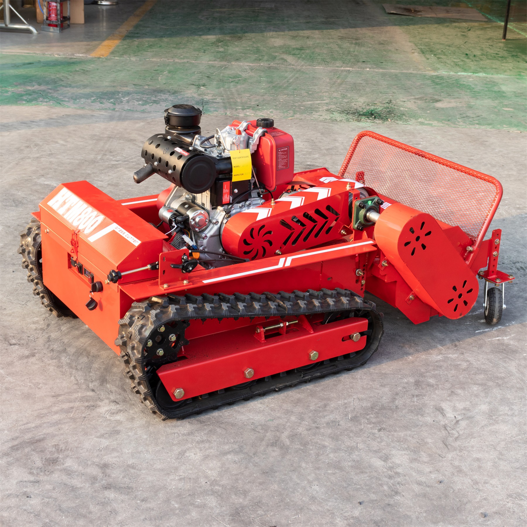 遥控履带式柴油割草机 林业草原割幅800/1000/1200mm遥控碎草机