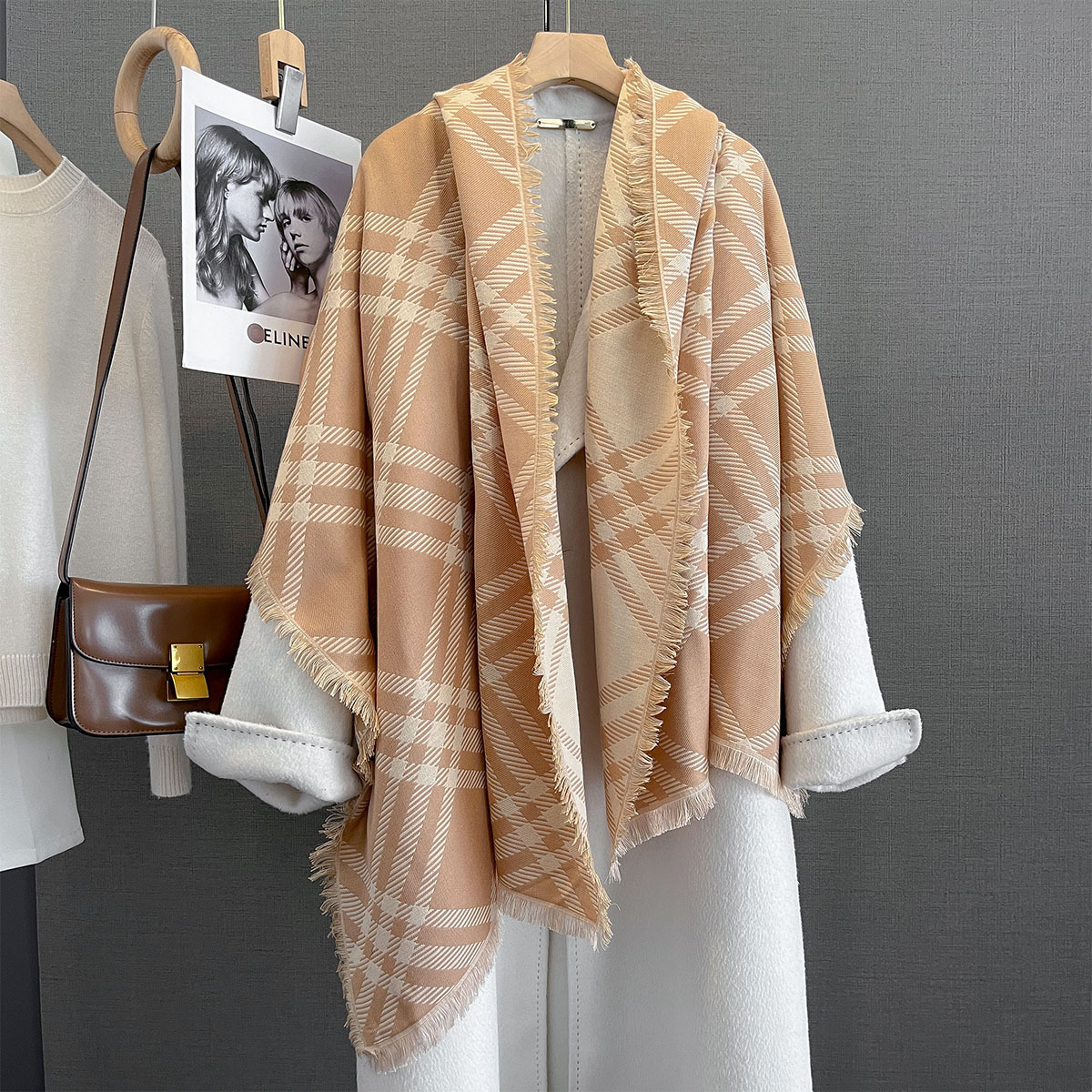 Cachecol em caxemira para mulher elegante e quente de inverno_voghion.com