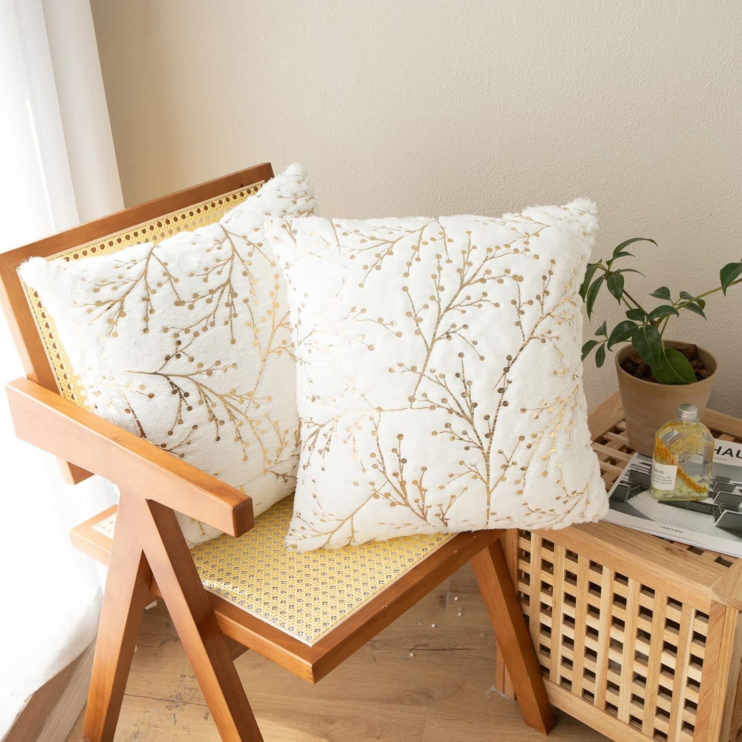 Golden flashing soft shiny pillow