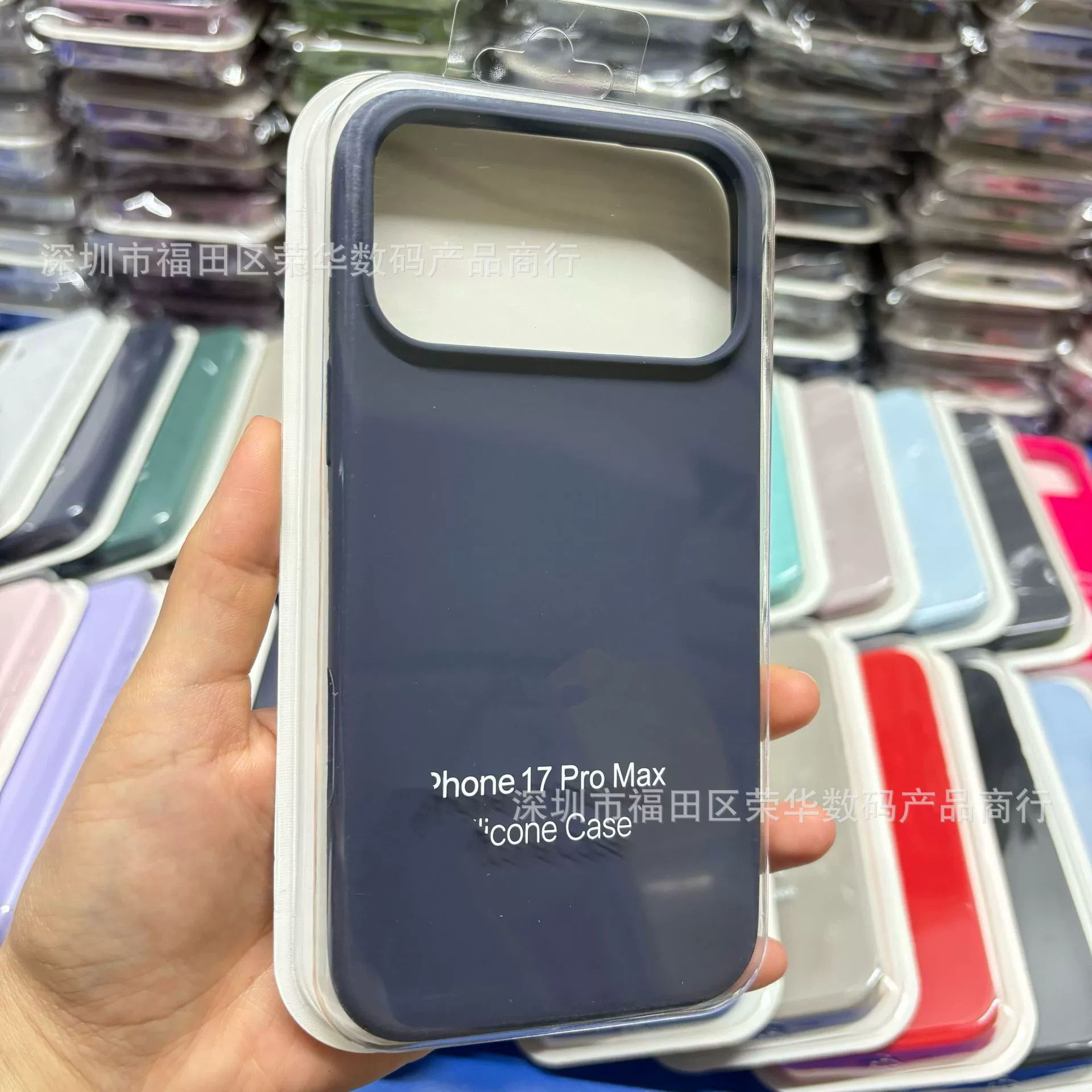 Чехол для телефона Apple iPhone17/iPhone17 Pro/iPhone17 Pro Max — жидкий силикон, кнопка камеры, защита от падений