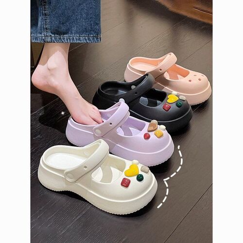 Thick-soled Internet celebrity Jane Baotou new summer non-slip sandals slippers for women hole Mary outer wear 
