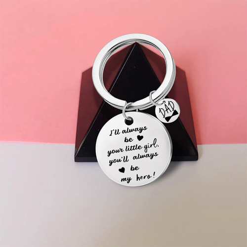 Popular accessories for fathers and mothers, gifts for family members, stainless steel keychains can be engraved